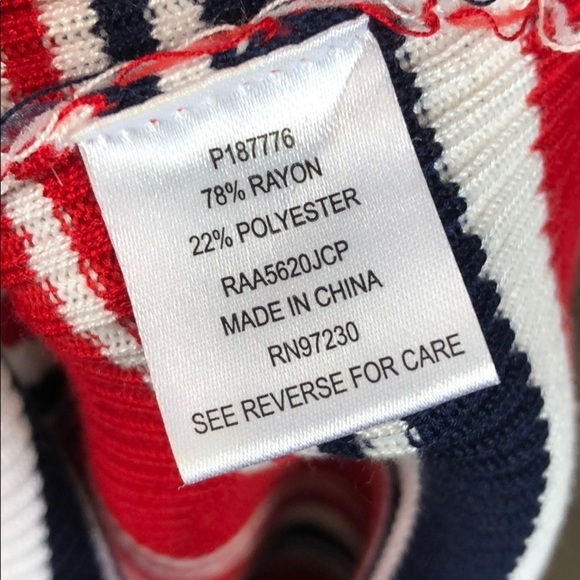 NWOT Almost Famous Ribbed Stretch Tee - Picture 9 of 10